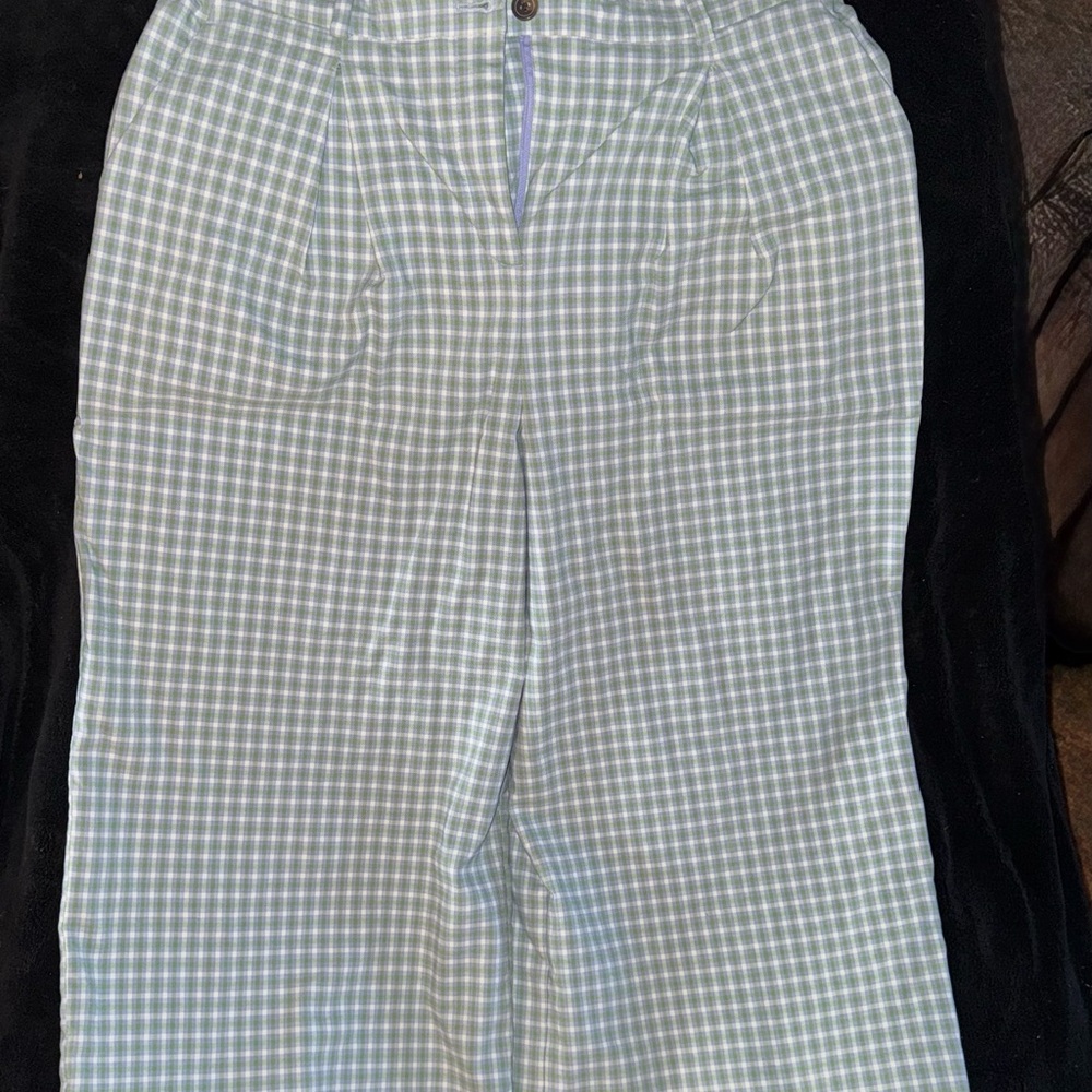 New York & Company high-waisted, wide-leg mint green gingham capri pants Size 18